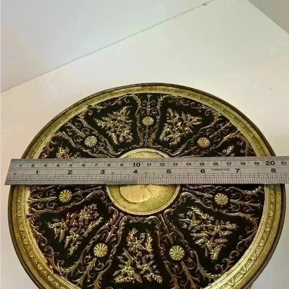 Vintage ornate  black and gold filigree fruitcake tin - Picture 10 of 10